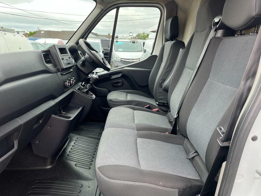 Renault Master 2.3 Dci Energy 35 Business Fwd Lwb High Roof Euro White #13