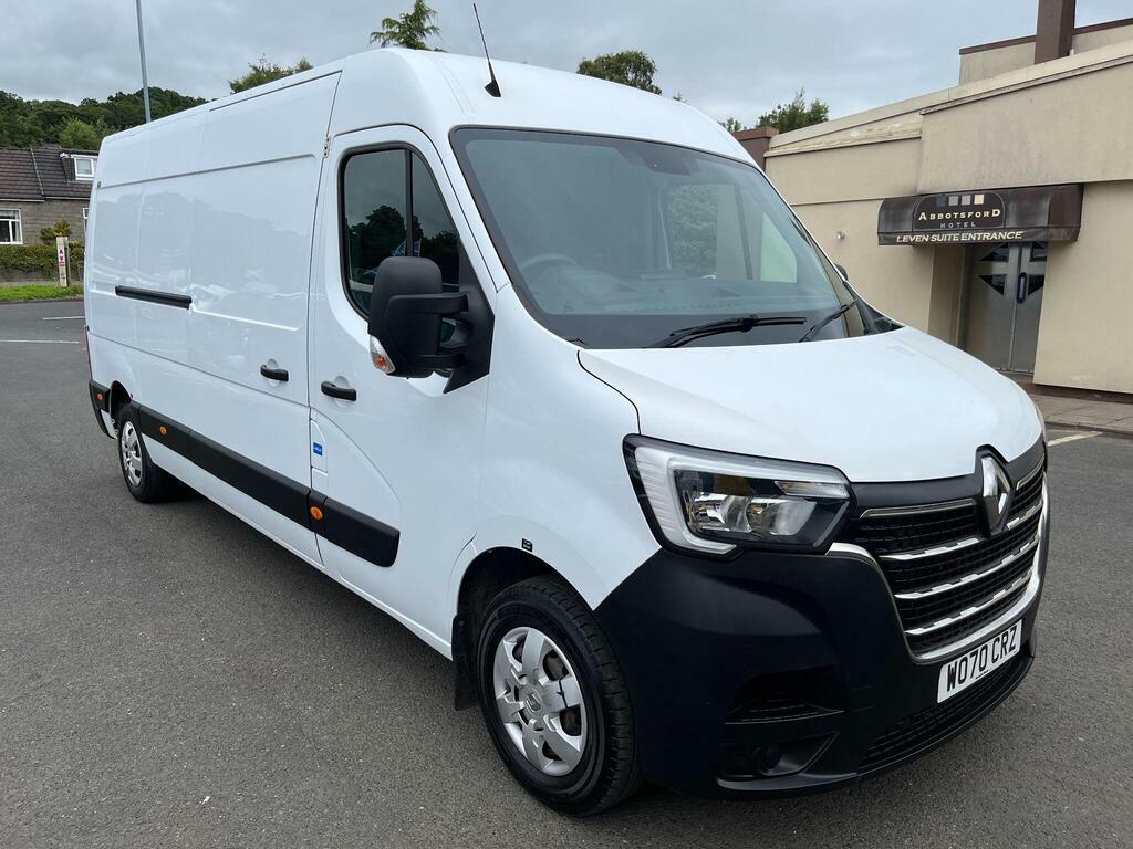 Renault Master 2.3 Dci Energy 35 Business Fwd Lwb Medium Roof Eu White