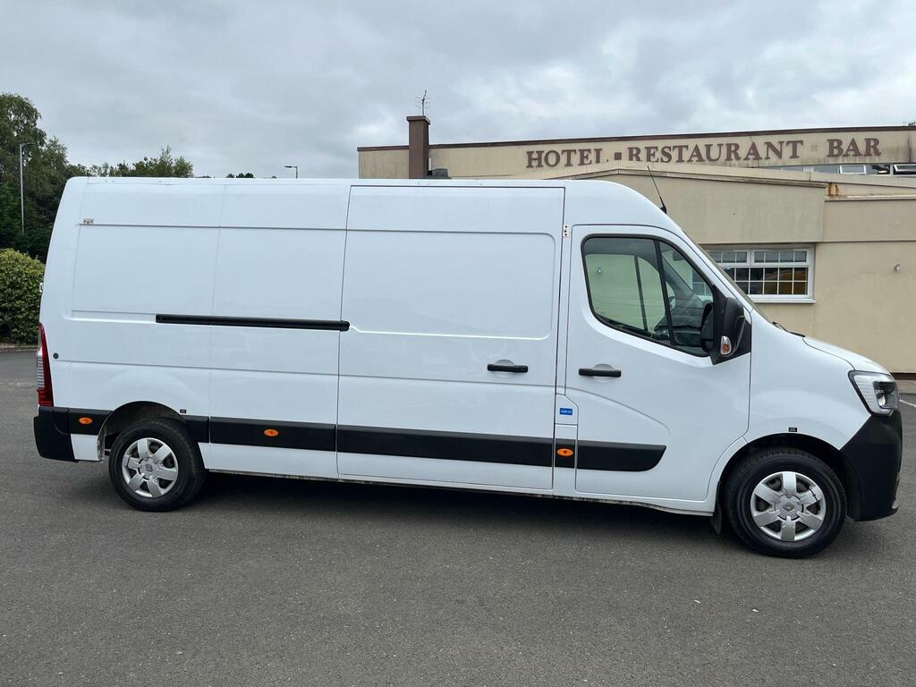 Renault Master 2.3 Dci Energy 35 Business Fwd Lwb Medium Roof Eu White #2