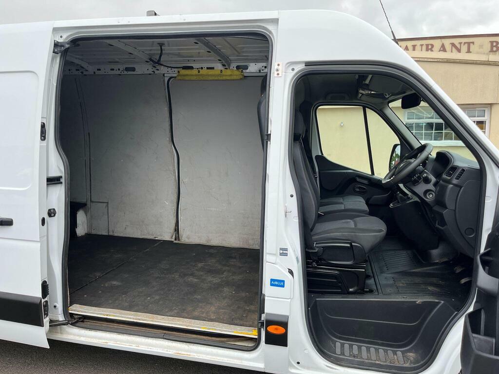 Renault Master 2.3 Dci Energy 35 Business Fwd Lwb High Roof Euro White #9