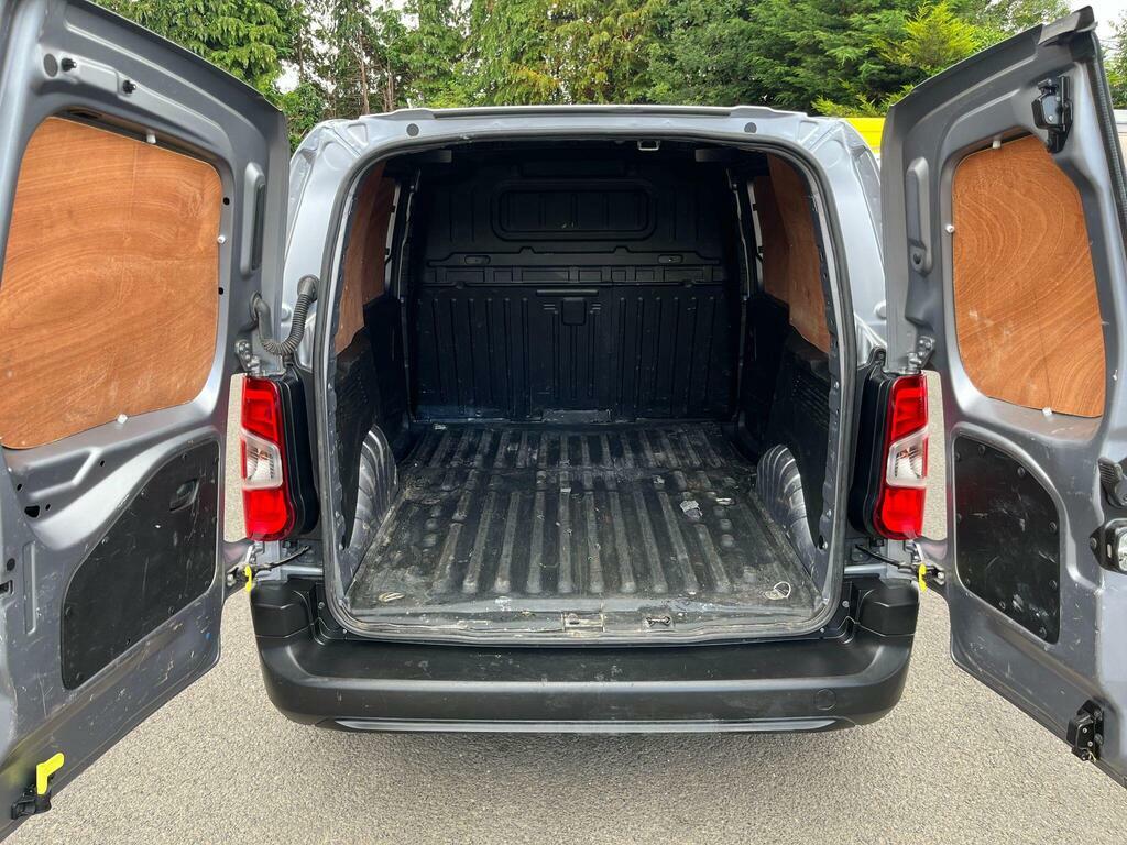 Toyota Proace City 1.5 Bluehdi Active Short Panel Van Swb Euro 6 Grey #4