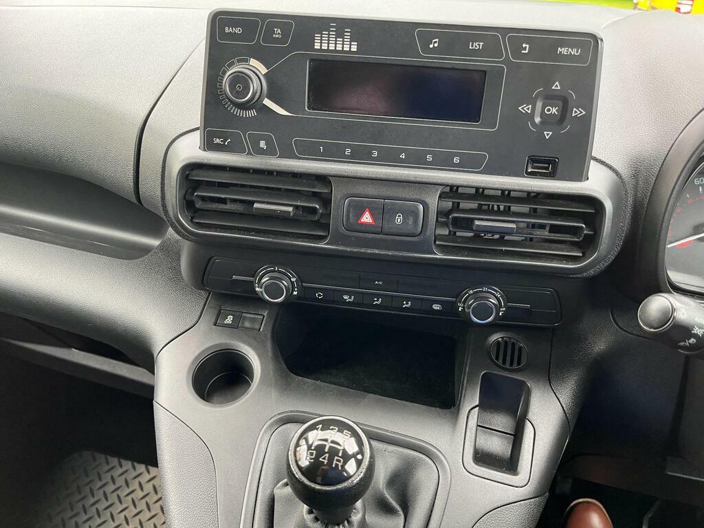 Toyota Proace City 1.5D 100 Icon Van Grey #11