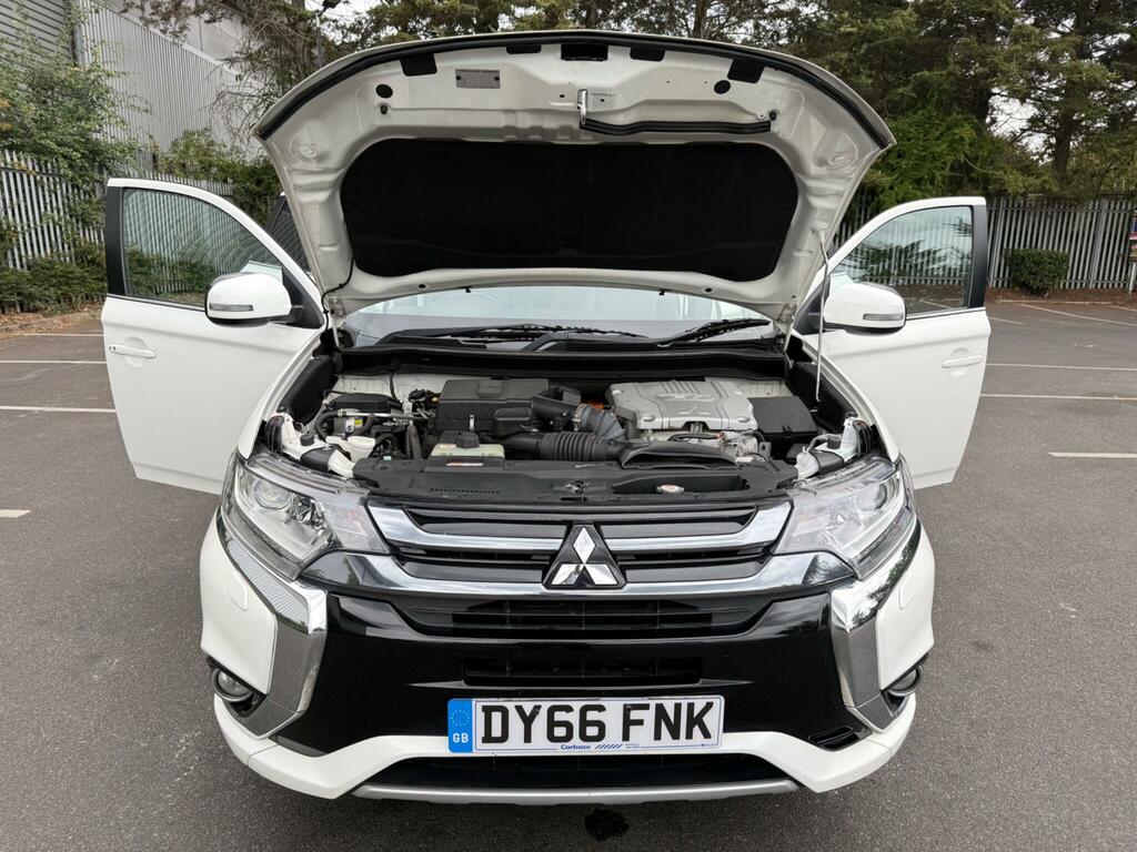 Mitsubishi Outlander 2.0H 12Kwh Gx3h Cvt 4Wd Euro 6 Ss White #5