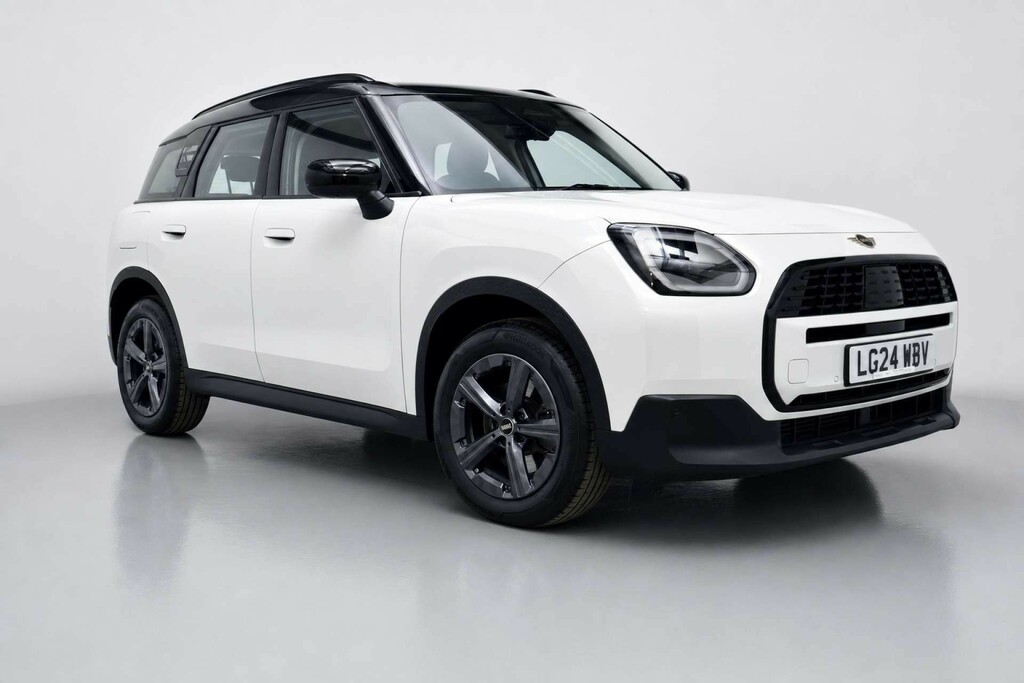 Mini Countryman 1.5C Mhev Classic Suv Hybrid Euro LG24WBV White