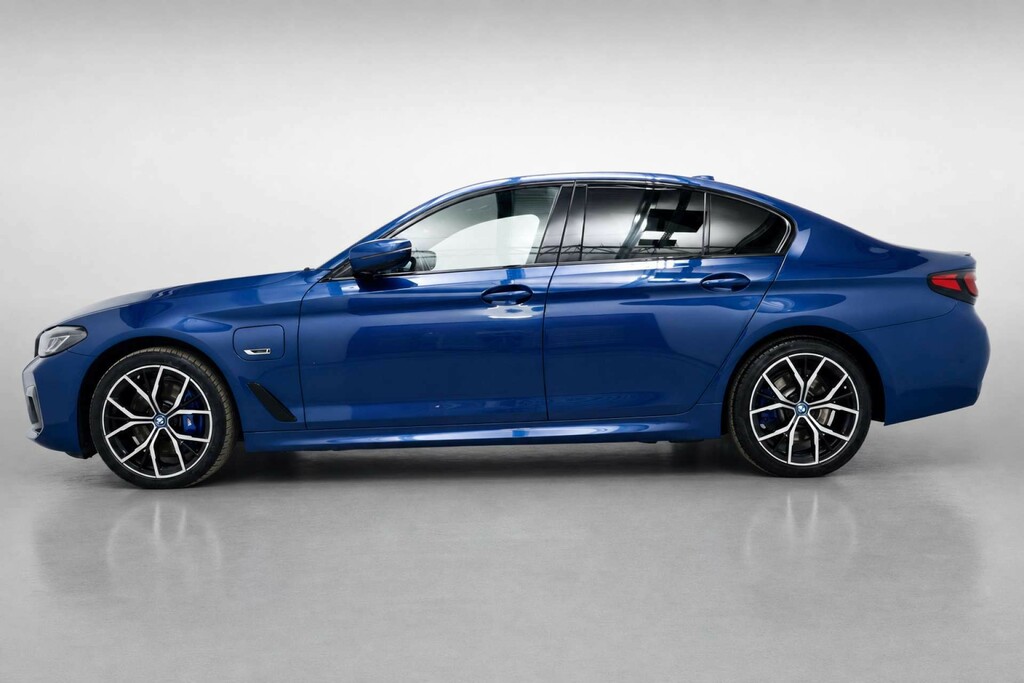 BMW 5 Series 2.0 530E 12Kwh M Sport Saloon Plug-in H BK23UWX Blue #4