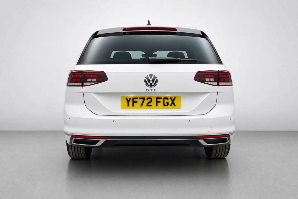 Volkswagen Passat 1.4 Tsi 13Kwh Gte Estate Plug-in Hybrid YF72FGX White #6