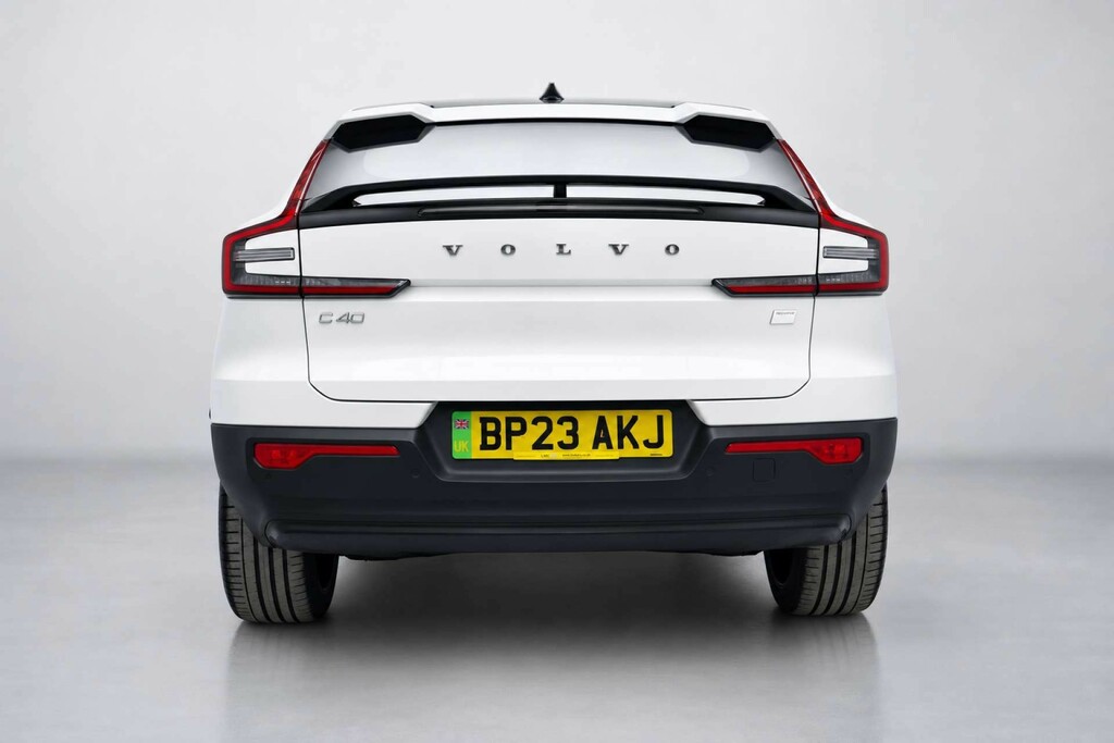 Volvo C40 Recharge 69Kwh Plus Suv 231 Ps BP23AKJ White #6