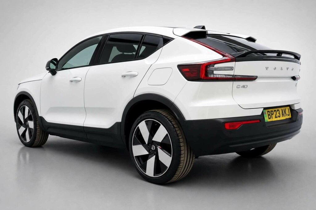 Volvo C40 Recharge 69Kwh Plus Suv 231 Ps BP23AKJ White #5