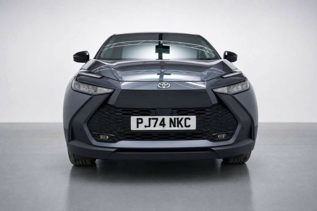 Toyota C-Hr 2.0 Vvt 13.6Kwh Design Suv Plug-in Hybr PJ74NKC Grey #2