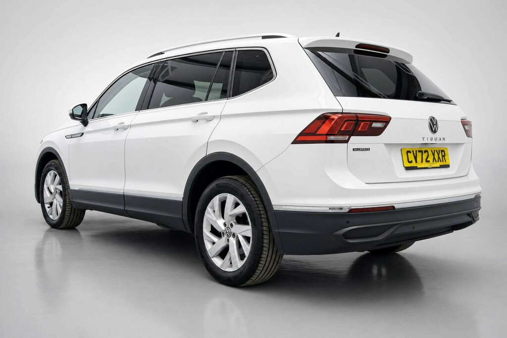 Volkswagen Tiguan Allspace 1.5 Tsi Life Suv Euro 6 Ss 1 CV72XXR White #5