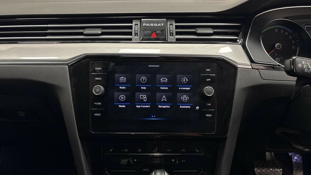 Volkswagen Passat 1.4 Tsi 13Kwh Gte Estate Plug-in Hybrid Grey #6