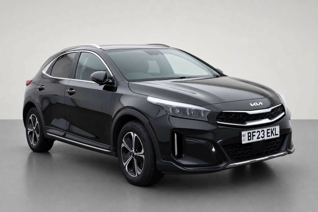 Kia Xceed 1.6 Gdi 8.9Kwh 3 Suv Plug-in Hybrid Dct Black