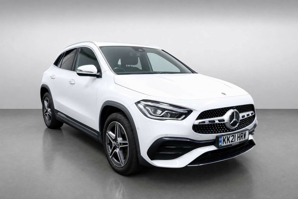 Mercedes-Benz GLA Class 1.3 Gla250e 15.6Kwh Exclusive Edition Premium Su White