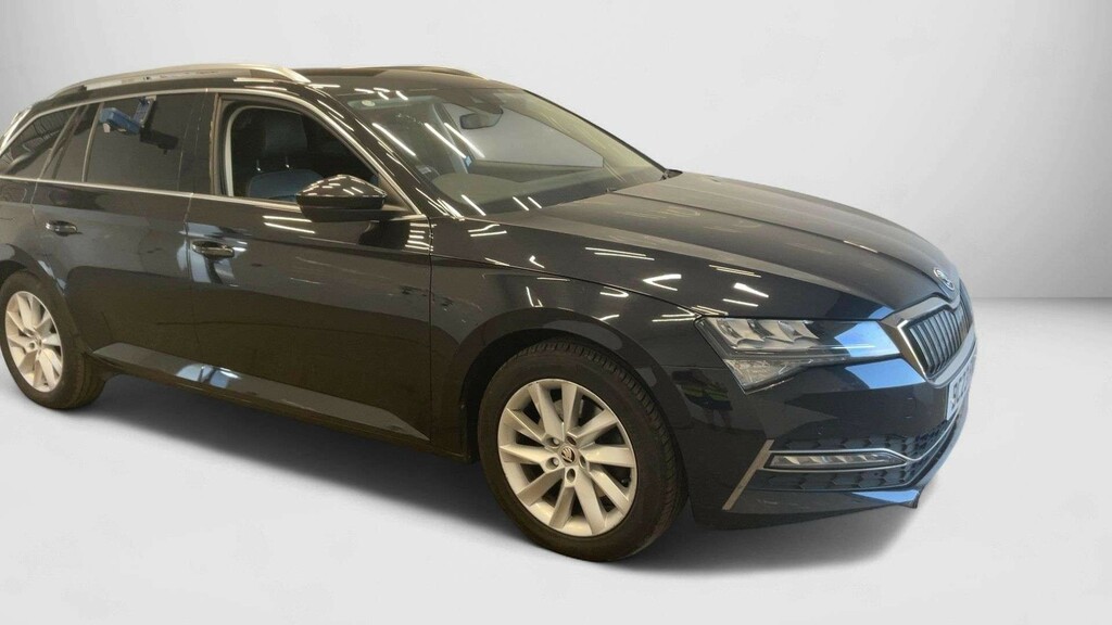 Skoda Superb 1.4 Tsi Iv 13Kwh Se Technology Estate P Black
