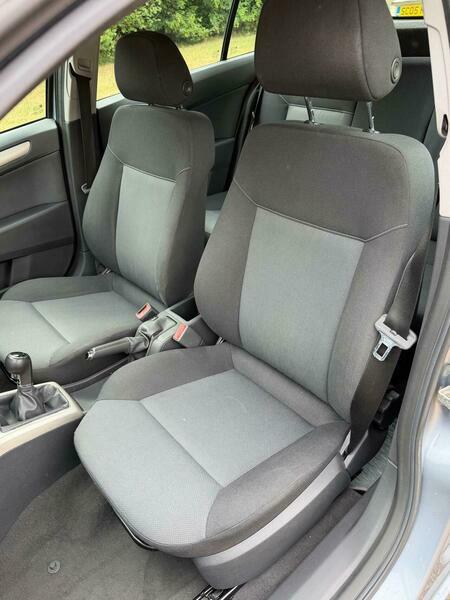 Vauxhall Astra Club 5-Door Black #8