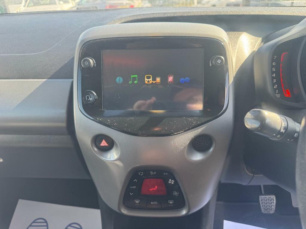 Toyota Aygo X X-play Red #17