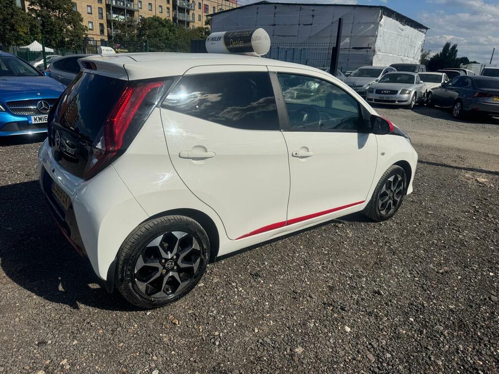 Toyota Aygo X X-play Red #13