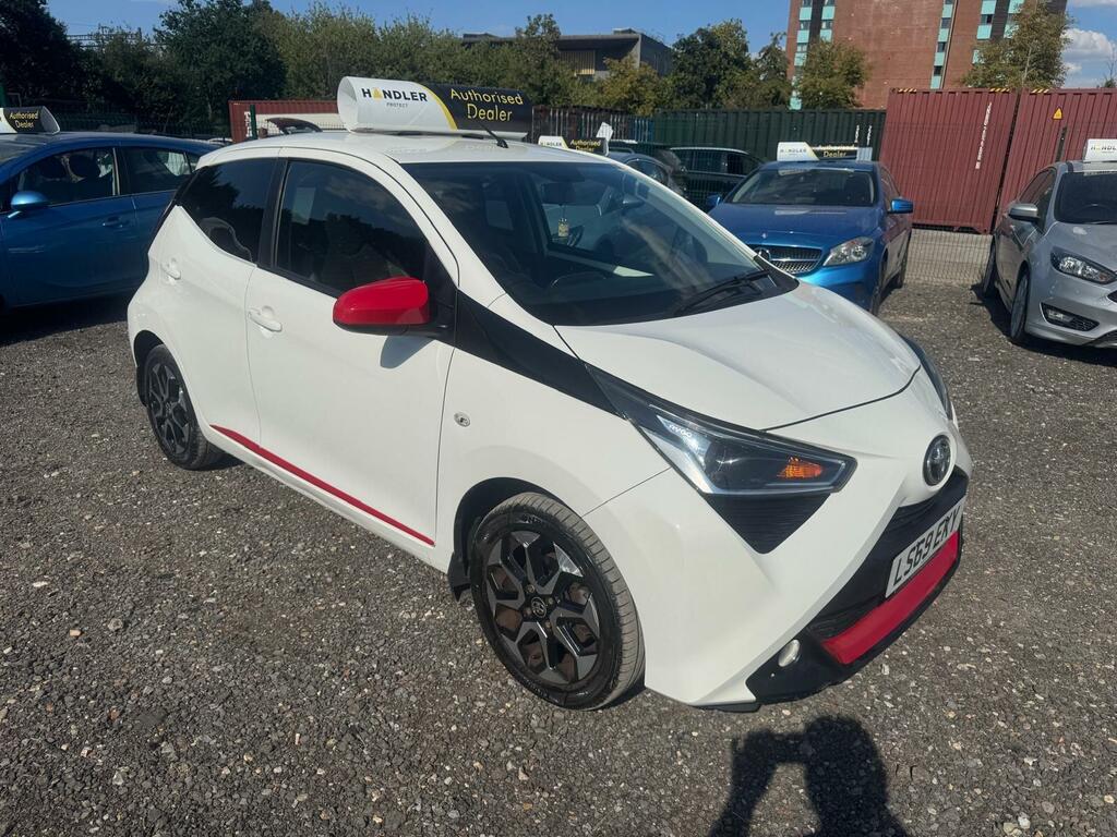 Toyota Aygo X X-trend White