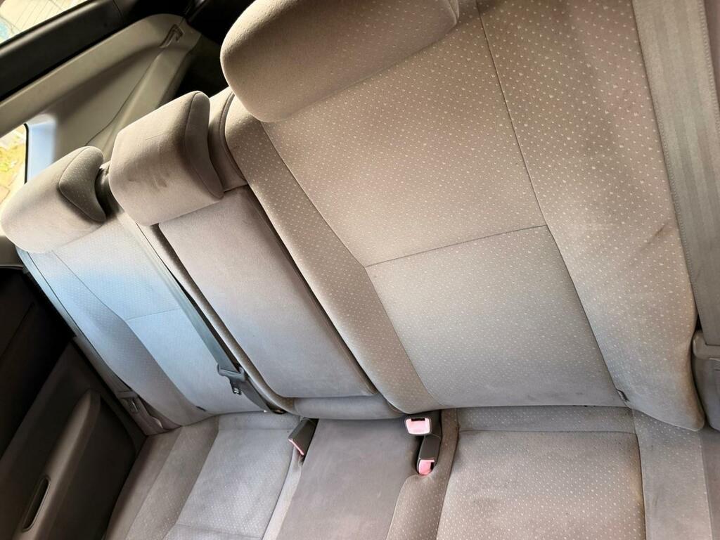 Toyota Prius 1.5 T4 Cvt Brown #8