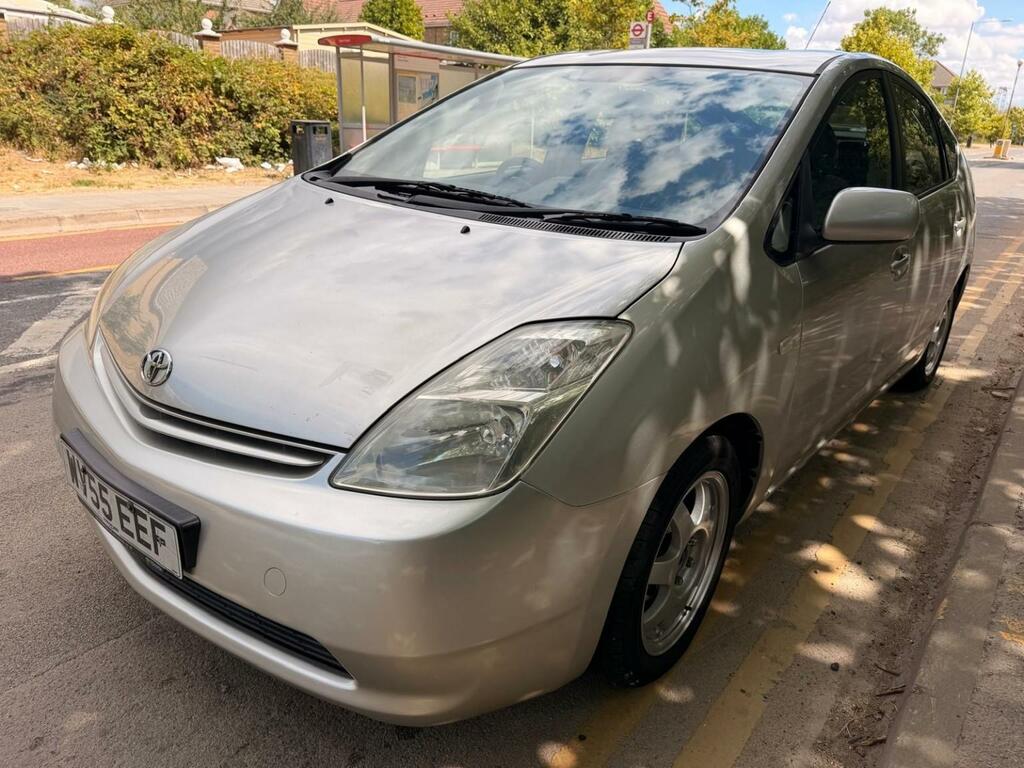 Toyota Prius 1.5 T3 Silver #2