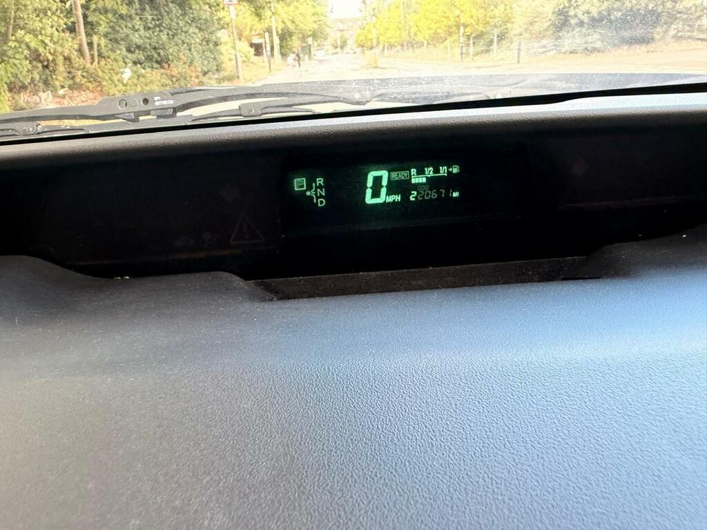 Toyota Prius 1.5 T4 Cvt Brown #12
