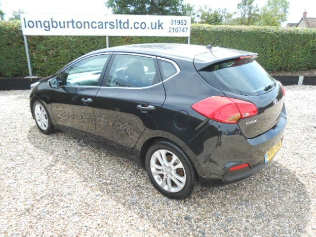 Kia Ceed Hatchback 1.6 Gdi Ecodynamics 2 2015 Black #6