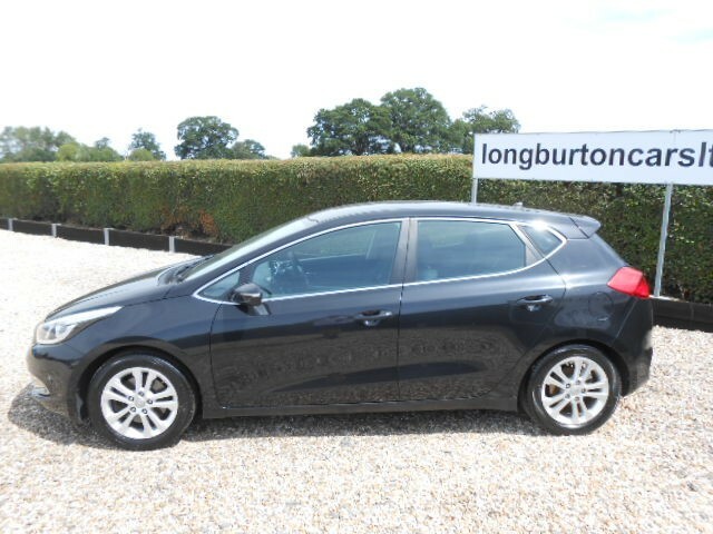 Kia Ceed Hatchback 1.6 Gdi Ecodynamics 2 2015 Black #4