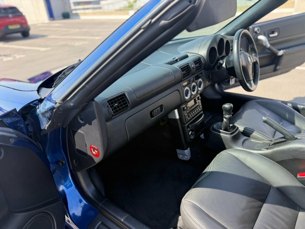 Toyota MR2 1.8 Vvt-i Roadster Red Silver #20