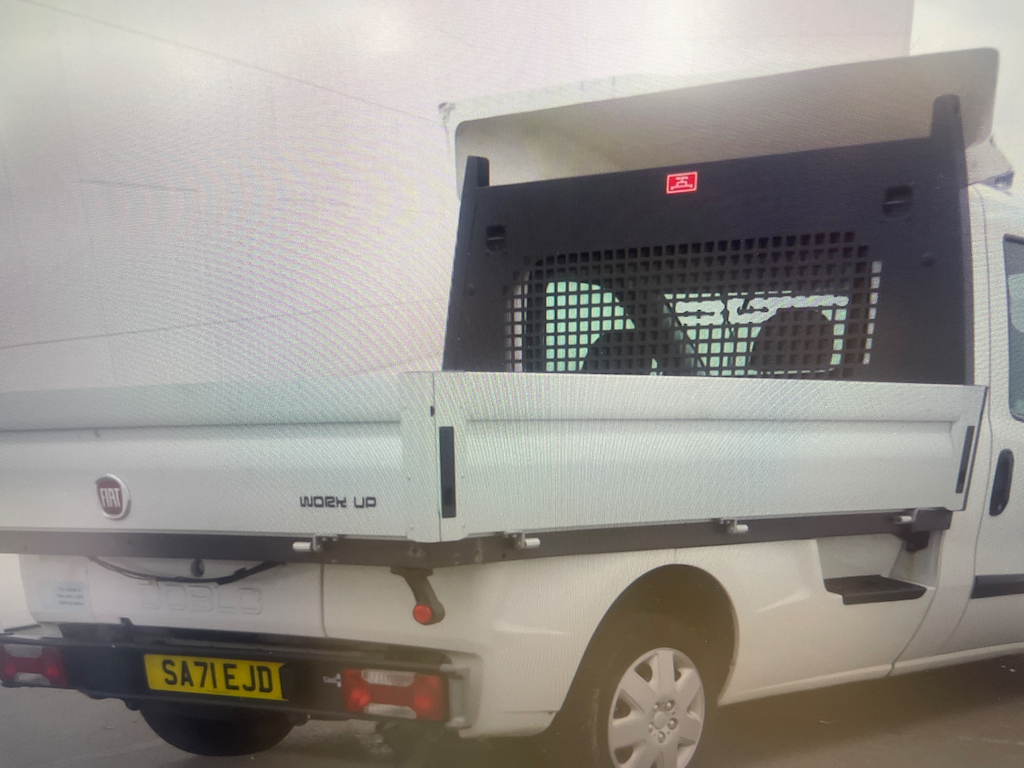 Fiat Doblo 16V Multijet II Dropside Pick Up White #4