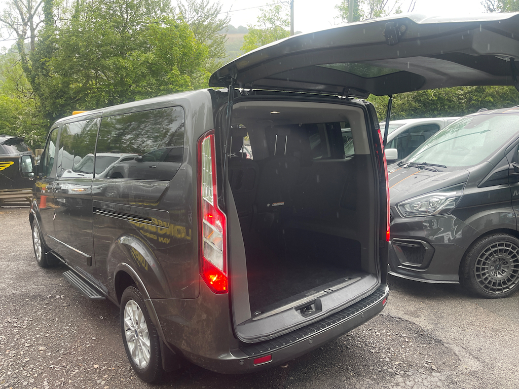 Ford Tourneo Custom 320 Titanium Ecoblue L2 Lwb 9 Seater Grey #2