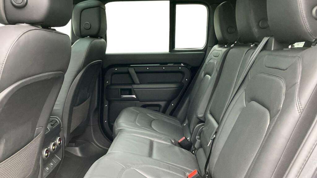 Land Rover Defender 110 3.0 D350 X-dynamic Hse 110 7 Seat KW74HGD Black #4