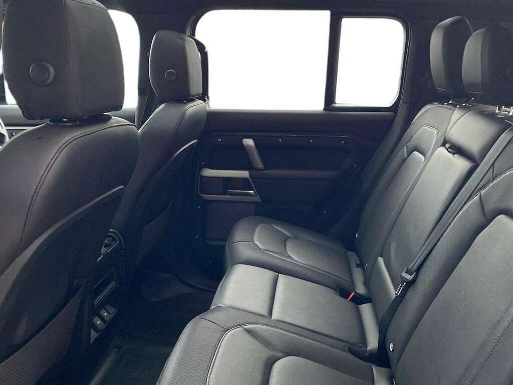 Land Rover Defender 110 2.0 P400e X-dynamic Se 110 Grey #4