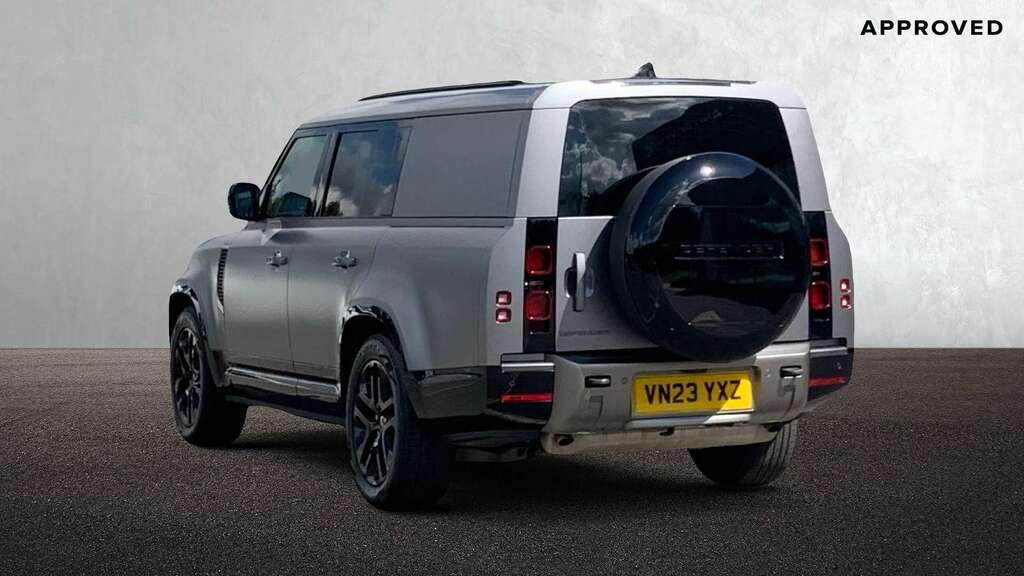 Land Rover Defender 130 3.0 P400 Outbound 130 Grey #2