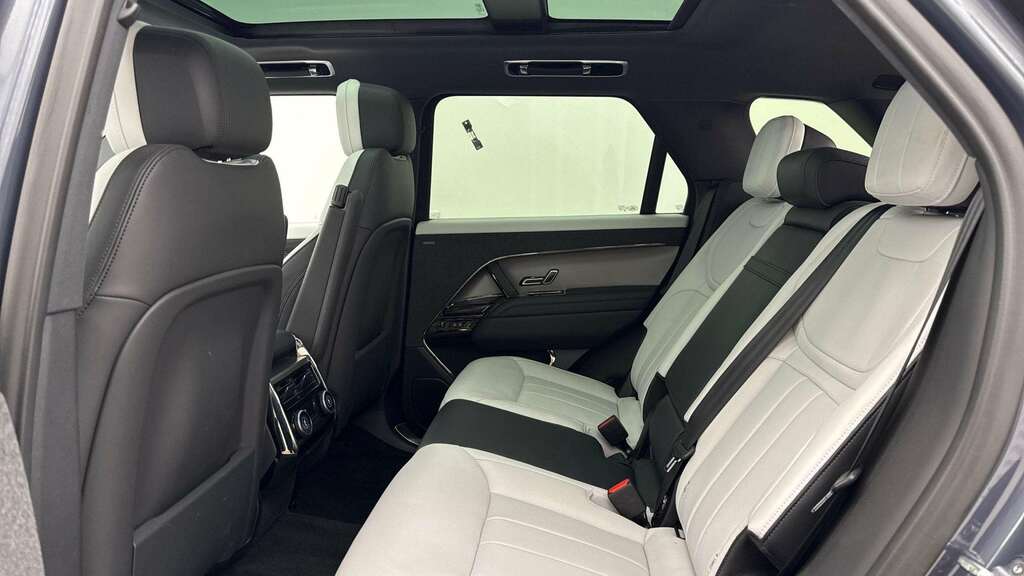 Land Rover Range Rover Sport 3.0 D300 Dynamic Se KS74ZBX Blue #4