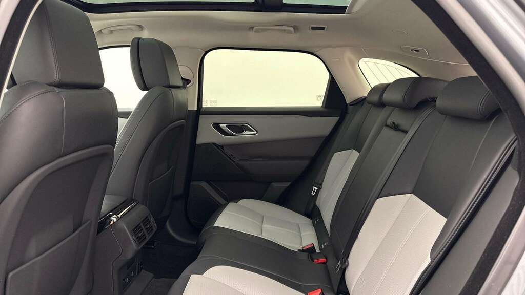 Land Rover Range Rover Velar 3.0 D300 Mhev Dynamic Hse Grey #4