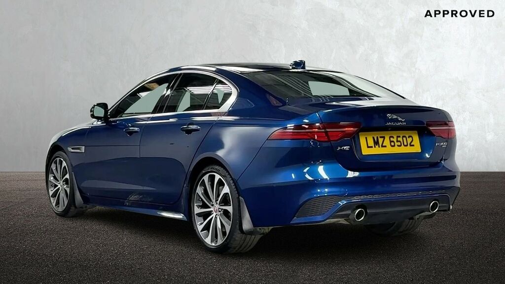 Jaguar XE 2.0 P300i R-dynamic Hse Saloon Awd Blue #2