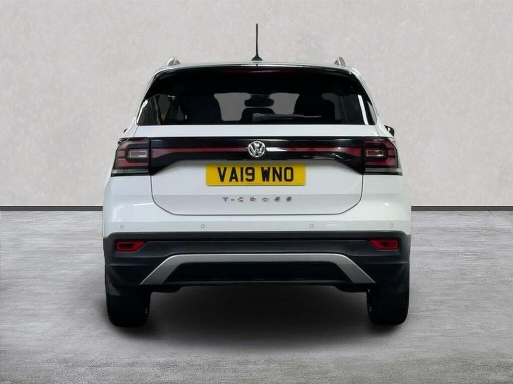 Volkswagen T-Cross 1.0 Tsi 115 First Edition VA19WNO Red #4