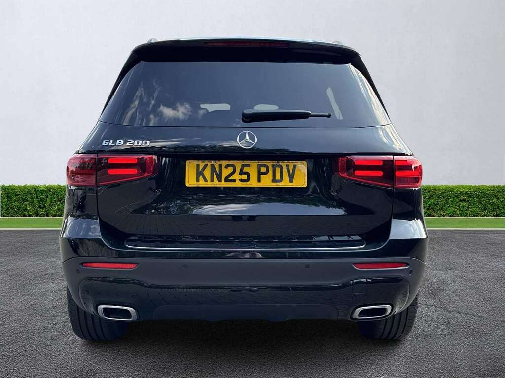 Mercedes-Benz GLB Class Glb 200 Sport Executive 7G-tronic KN25PDV Black #4