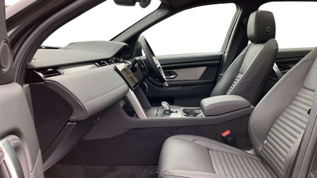 Land Rover Discovery Sport 2.0 D200 Dynamic Hse 7 Seat LK26YKT #3