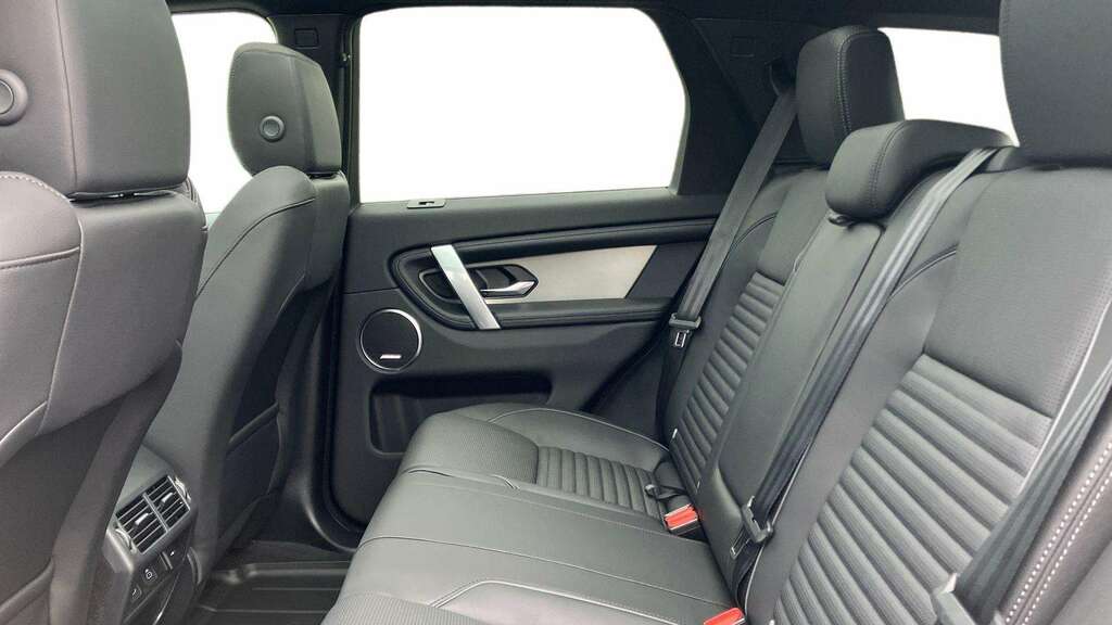 Land Rover Discovery Sport 1.5 P270e Dynamic Se 5 Seat LK26YLU #4