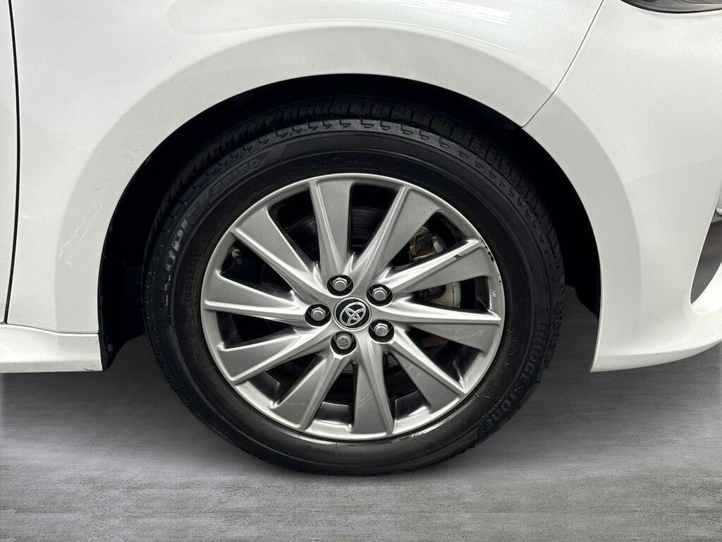 Toyota Yaris 1.5 Vvt-h Icon Hatchback Hybrid E-cvt E URZ7903 White #6