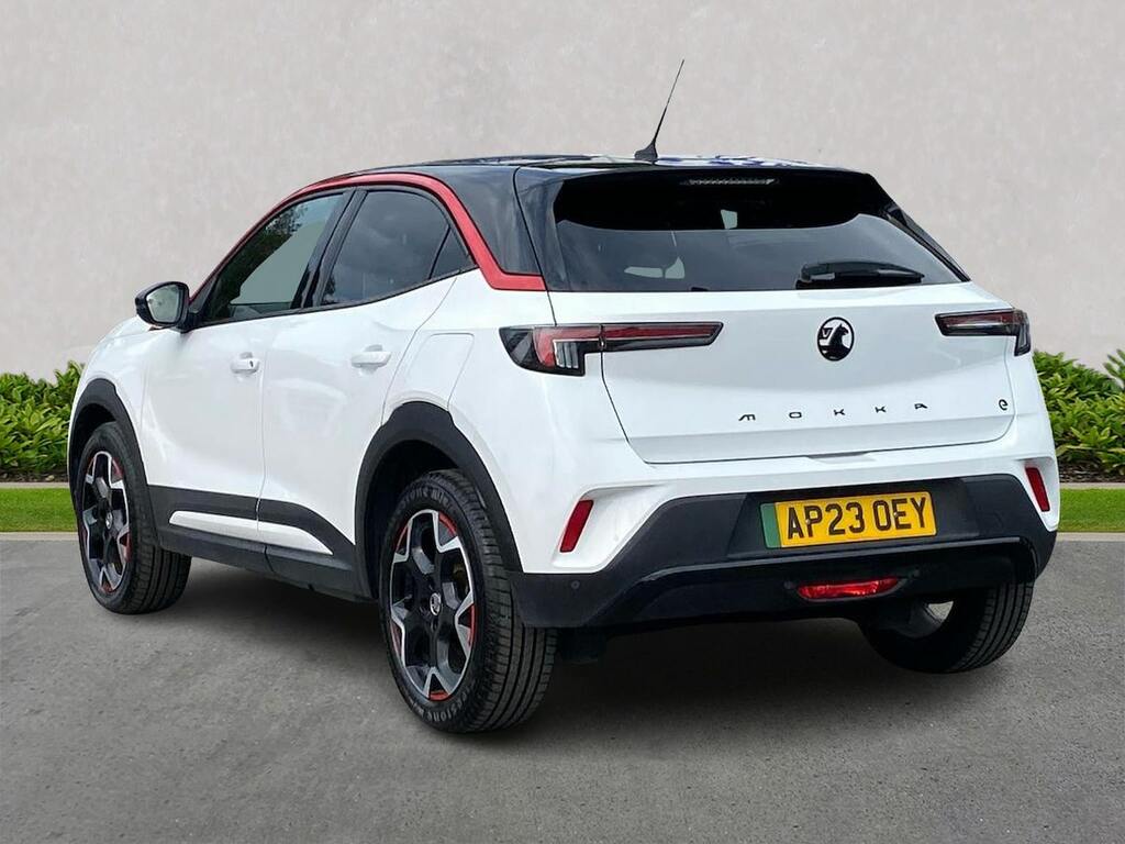 Vauxhall Mokka-e 50Kwh Gs Suv 136 Ps AP23OEY White #2