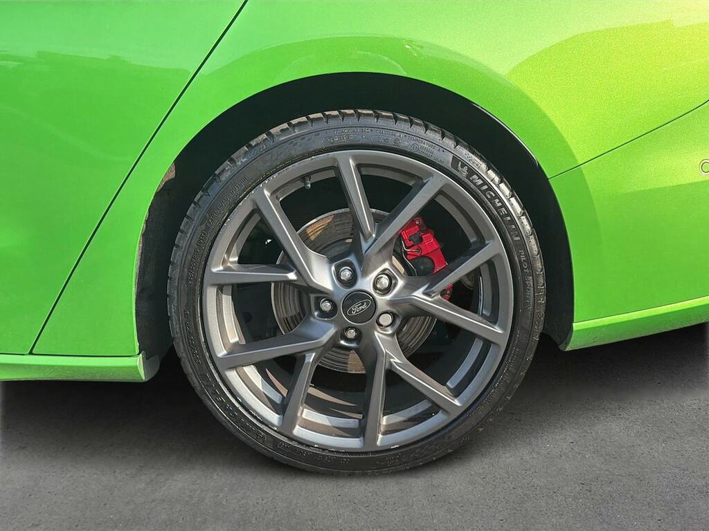 Ford Focus 2.3T Ecoboost St Estate Euro 6 EJ23BXB Green #6
