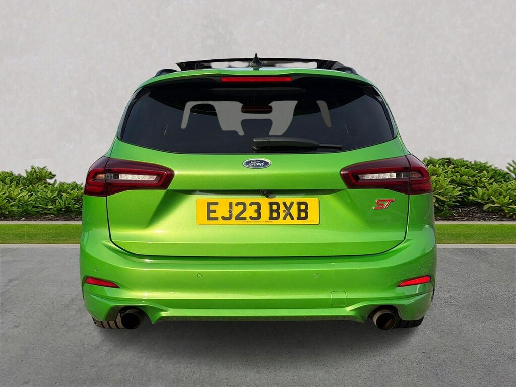 Ford Focus 2.3T Ecoboost St Estate Euro 6 EJ23BXB Green #4