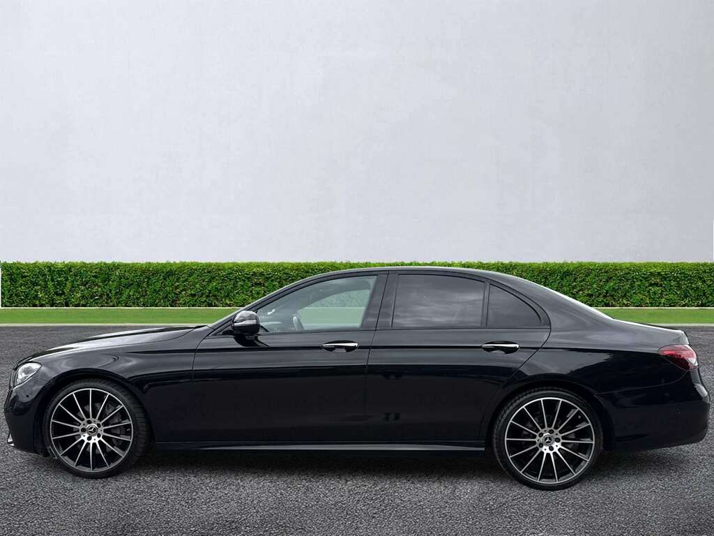 Mercedes-Benz E Class E220d 200 Amg Line Night Ed Prem 9G-tronic Black #4