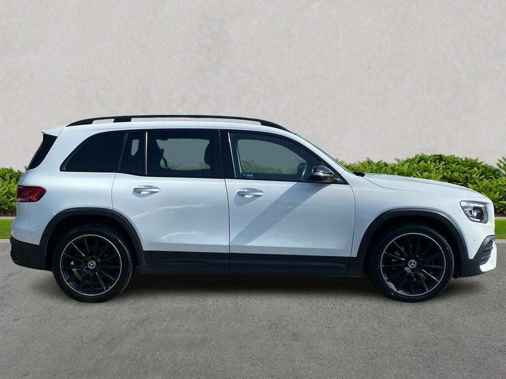 Mercedes-Benz GLB Class Glb 200 Amg Line Premium Night Ed 7G-tronic KP23HXF White #3