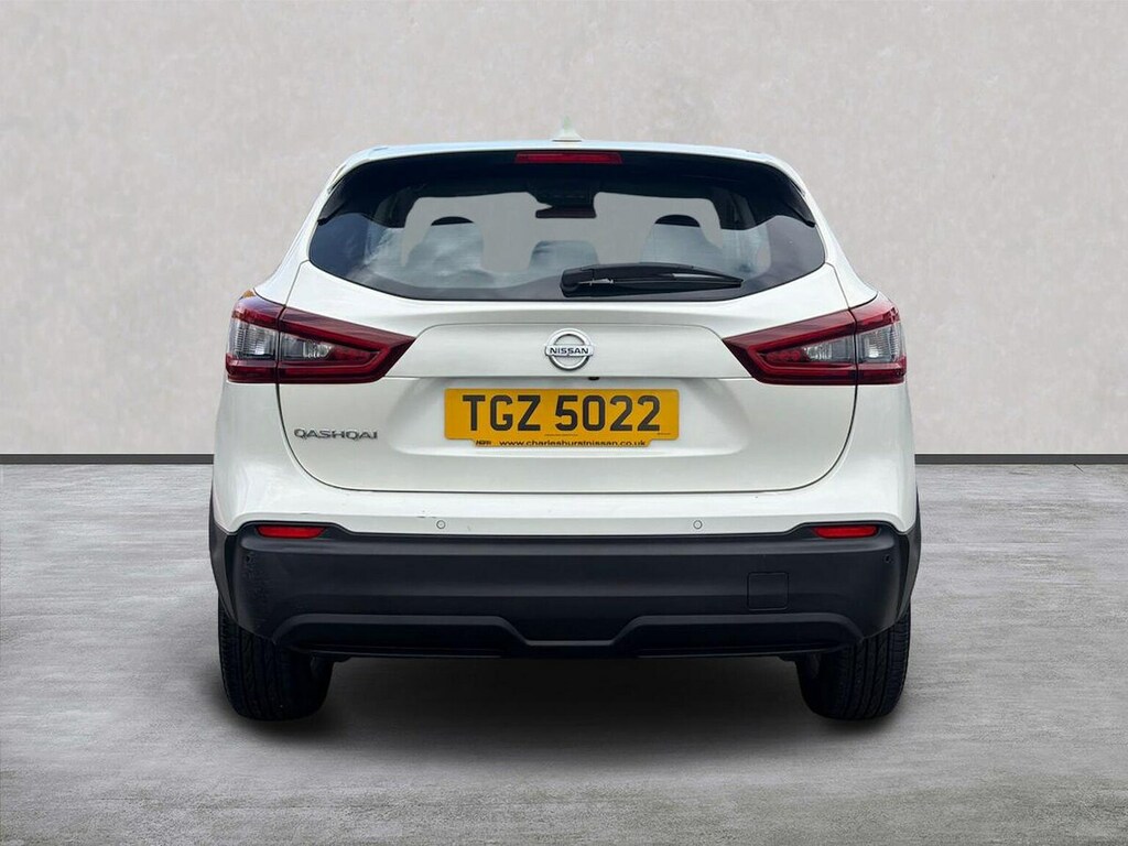Nissan Qashqai 1.3 Dig-t Acenta Premium Suv Eur TGZ5022 White #4
