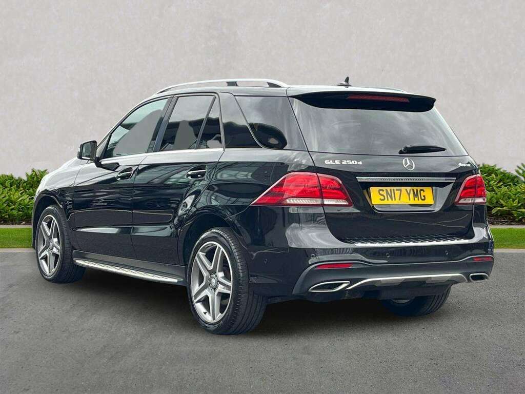 Mercedes-Benz GLE Class Gle 250D 4Matic Amg Line Premium 9G-tronic SN17YMG Black #2