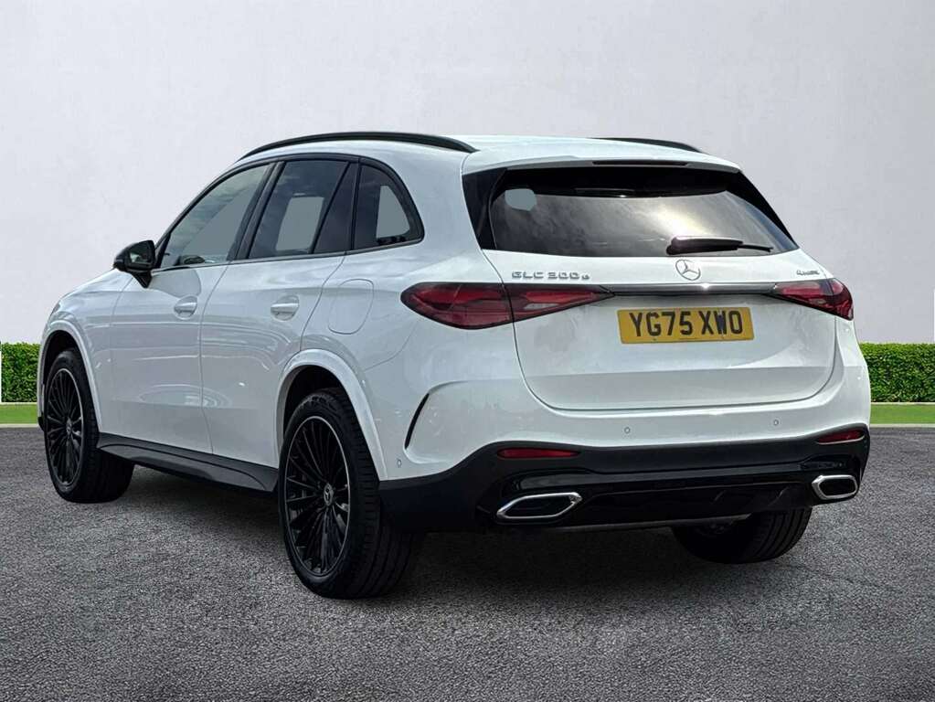 Mercedes-Benz GLC Class Glc 300E 4Matic Urban Edition 9G-tronic White #2