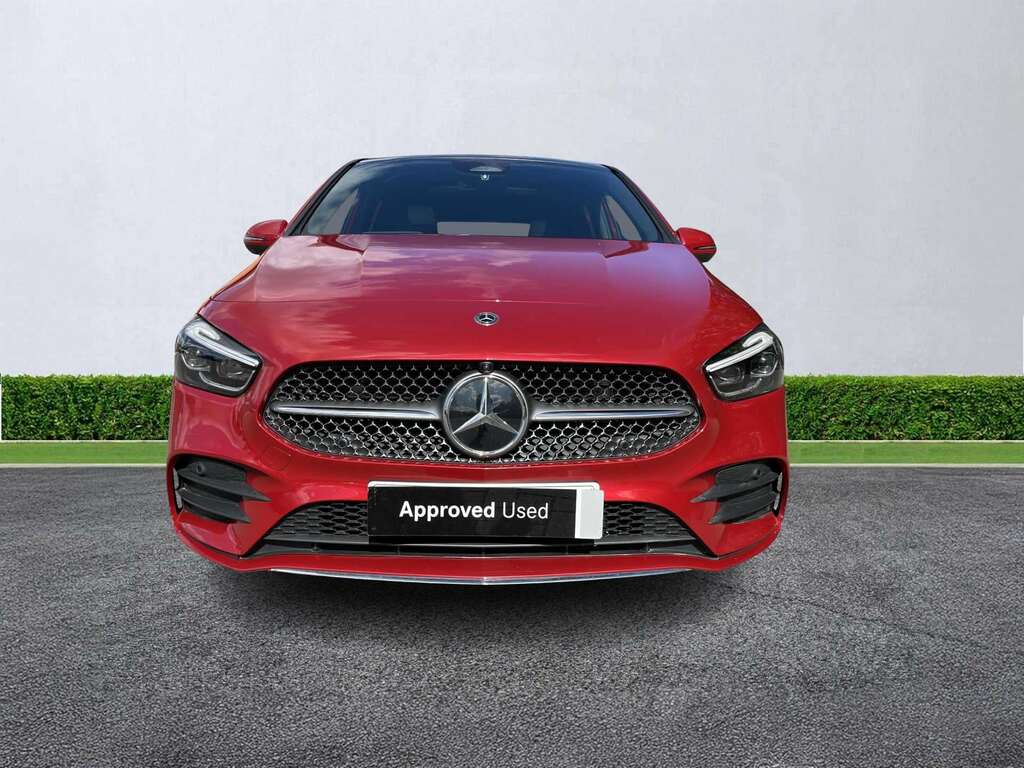 Mercedes-Benz B Class B200 Amg Line Premium Plus Red #5